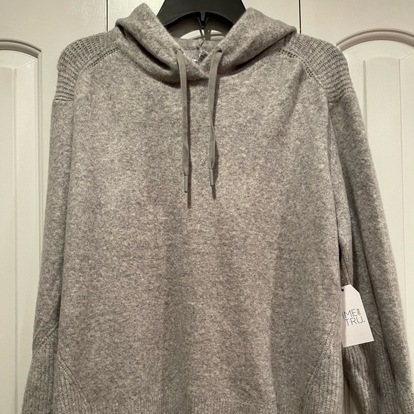 Time and Tru Sweaters - Time and Tru Sweater